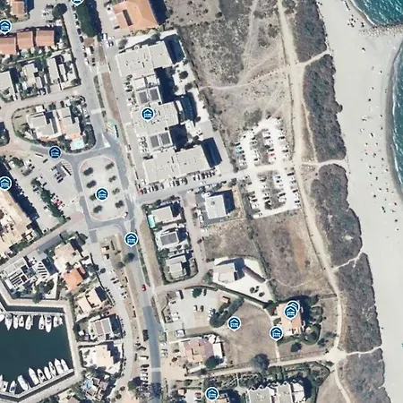 Sapcieux T2 Avec Parking Privatif Proche Du Port Et Les Pieds Dans L'eau Сен-Сиприен
